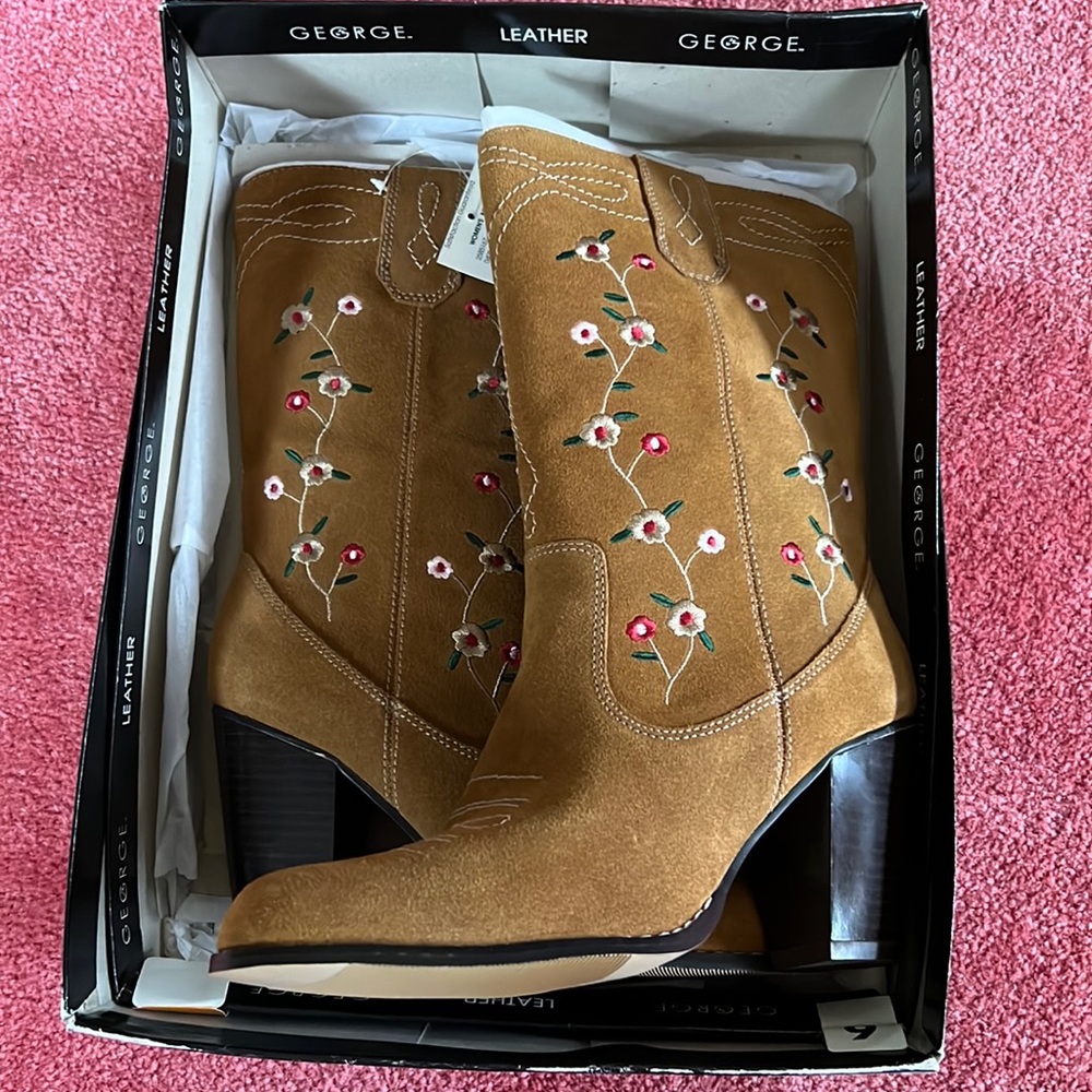 NEW suede flowered cowgirl boots